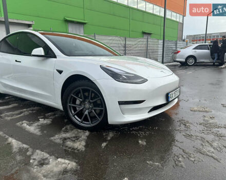 Белый Тесла Модель 3, объемом двигателя 0 л и пробегом 44 тыс. км за 25500 $, фото 5 на Automoto.ua