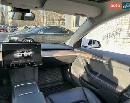 Білий Тесла Модель 3, об'ємом двигуна 0 л та пробігом 36 тис. км за 23500 $, фото 15 на Automoto.ua
