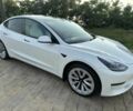Белый Тесла Модель 3, объемом двигателя 0 л и пробегом 88 тыс. км за 14267 $, фото 1 на Automoto.ua