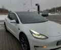 Білий Тесла Модель 3, об'ємом двигуна 0 л та пробігом 94 тис. км за 21500 $, фото 9 на Automoto.ua