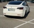 Белый Тесла Модель 3, объемом двигателя 0 л и пробегом 35 тыс. км за 26500 $, фото 12 на Automoto.ua