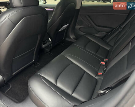 Белый Тесла Модель 3, объемом двигателя 0 л и пробегом 31 тыс. км за 20900 $, фото 21 на Automoto.ua