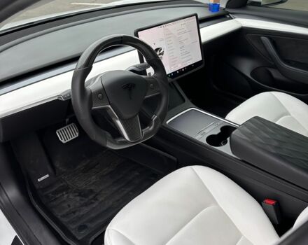Белый Тесла Модель 3, объемом двигателя 0 л и пробегом 81 тыс. км за 21000 $, фото 8 на Automoto.ua