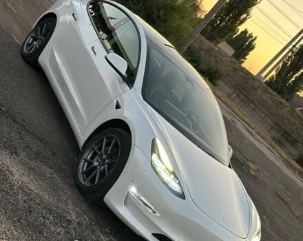 Тесла Модель 3 2022 у Кривому Розі на Automoto.ua Білий Тесла Модель 3, об'ємом двигуна 0 л та пробігом 144 тис. км за 18000 $, фото 2 на Automoto.ua