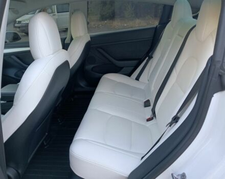 Білий Тесла Модель 3, об'ємом двигуна 0 л та пробігом 100 тис. км за 24500 $, фото 13 на Automoto.ua