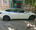 Білий Тесла Модель 3, об'ємом двигуна 0 л та пробігом 160 тис. км за 432 $, фото 1 на Automoto.ua