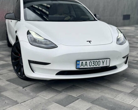 Білий Тесла Модель 3, об'ємом двигуна 0 л та пробігом 40 тис. км за 30110 $, фото 9 на Automoto.ua