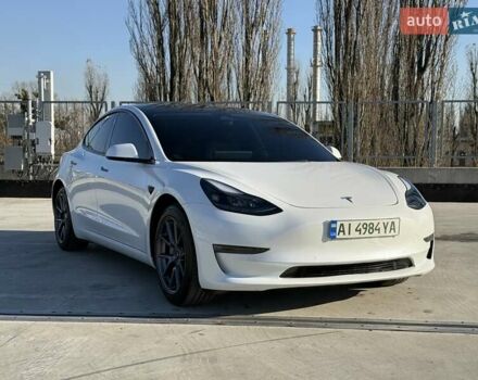 Белый Тесла Модель 3, объемом двигателя 0 л и пробегом 38 тыс. км за 24300 $, фото 2 на Automoto.ua