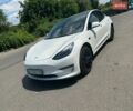 Белый Тесла Модель 3, объемом двигателя 0 л и пробегом 60 тыс. км за 23000 $, фото 1 на Automoto.ua