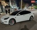 Белый Тесла Модель 3, объемом двигателя 0 л и пробегом 100 тыс. км за 23500 $, фото 1 на Automoto.ua