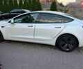 Белый Тесла Модель 3, объемом двигателя 0 л и пробегом 99 тыс. км за 23500 $, фото 9 на Automoto.ua