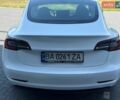 Білий Тесла Модель 3, об'ємом двигуна 0 л та пробігом 60 тис. км за 21500 $, фото 6 на Automoto.ua