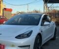 Білий Тесла Модель 3, об'ємом двигуна 0 л та пробігом 95 тис. км за 16800 $, фото 1 на Automoto.ua