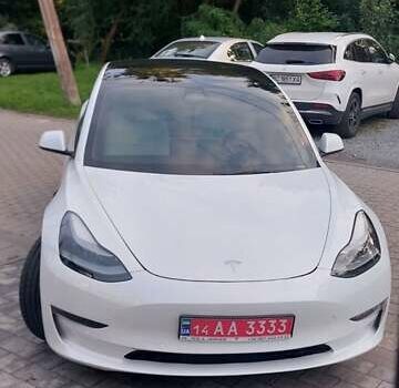 Білий Тесла Модель 3, об'ємом двигуна 0 л та пробігом 35 тис. км за 21800 $, фото 5 на Automoto.ua