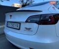 Белый Тесла Модель 3, объемом двигателя 0 л и пробегом 102 тыс. км за 21900 $, фото 13 на Automoto.ua