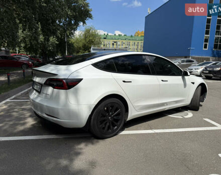Белый Тесла Модель 3, объемом двигателя 0 л и пробегом 38 тыс. км за 22500 $, фото 2 на Automoto.ua