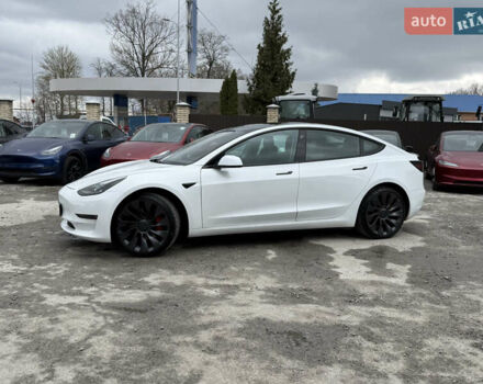 Белый Тесла Модель 3, объемом двигателя 0 л и пробегом 8 тыс. км за 28500 $, фото 3 на Automoto.ua