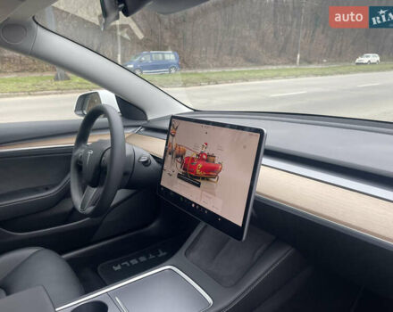 Белый Тесла Модель 3, объемом двигателя 0 л и пробегом 95 тыс. км за 22500 $, фото 19 на Automoto.ua