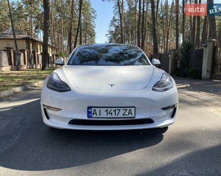 Белый Тесла Модель 3, объемом двигателя 0 л и пробегом 52 тыс. км за 33300 $, фото 3 на Automoto.ua