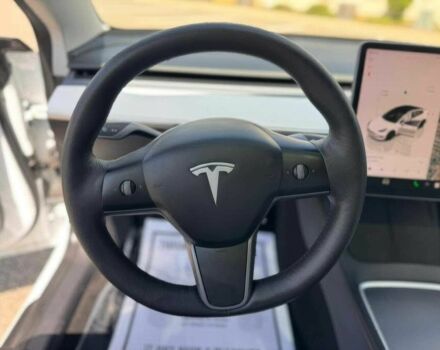 Білий Тесла Модель 3, об'ємом двигуна 0 л та пробігом 18 тис. км за 8600 $, фото 6 на Automoto.ua