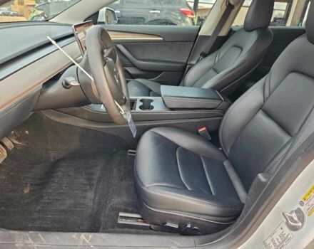 Белый Тесла Модель 3, объемом двигателя 0 л и пробегом 107 тыс. км за 6000 $, фото 6 на Automoto.ua