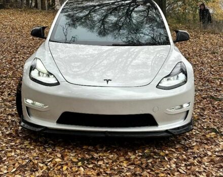 Белый Тесла Модель 3, объемом двигателя 0 л и пробегом 48 тыс. км за 25500 $, фото 7 на Automoto.ua