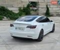 Белый Тесла Модель 3, объемом двигателя 0 л и пробегом 40 тыс. км за 21000 $, фото 3 на Automoto.ua