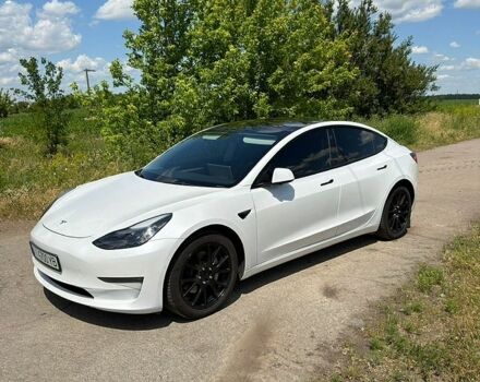 Белый Тесла Модель 3, объемом двигателя 0 л и пробегом 87 тыс. км за 23500 $, фото 5 на Automoto.ua