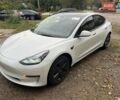 Тесла Модель 3 2022 в Киеве на Automoto.ua Белый Тесла Модель 3, объемом двигателя 0 л и пробегом 64 тыс. км за 14700 $, фото 2 на Automoto.ua