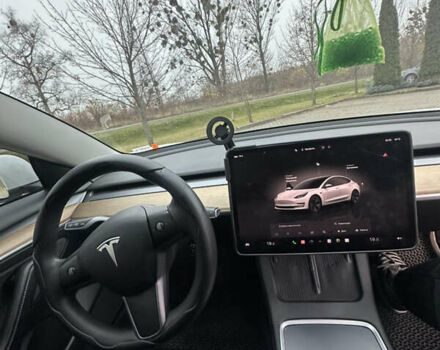 Белый Тесла Модель 3, объемом двигателя 0 л и пробегом 132 тыс. км за 21999 $, фото 14 на Automoto.ua