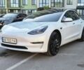 Білий Тесла Модель 3, об'ємом двигуна 0 л та пробігом 49 тис. км за 23737 $, фото 5 на Automoto.ua