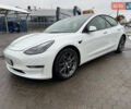 Білий Тесла Модель 3, об'ємом двигуна 0 л та пробігом 110 тис. км за 16900 $, фото 1 на Automoto.ua