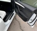 Белый Тесла Модель 3, объемом двигателя 0 л и пробегом 81 тыс. км за 21000 $, фото 13 на Automoto.ua