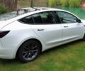 Білий Тесла Модель 3, об'ємом двигуна 0 л та пробігом 58 тис. км за 23500 $, фото 1 на Automoto.ua
