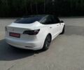 Білий Тесла Модель 3, об'ємом двигуна 0 л та пробігом 67 тис. км за 13250 $, фото 2 на Automoto.ua