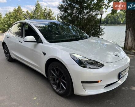Білий Тесла Модель 3, об'ємом двигуна 0 л та пробігом 23 тис. км за 21500 $, фото 17 на Automoto.ua