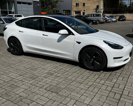 Білий Тесла Модель 3, об'ємом двигуна 0 л та пробігом 33 тис. км за 24500 $, фото 3 на Automoto.ua