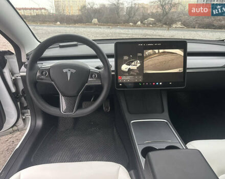 Белый Тесла Модель 3, объемом двигателя 0 л и пробегом 59 тыс. км за 22000 $, фото 20 на Automoto.ua