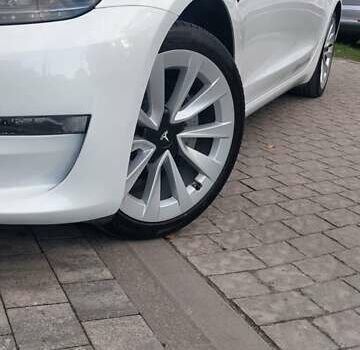 Білий Тесла Модель 3, об'ємом двигуна 0 л та пробігом 35 тис. км за 21800 $, фото 7 на Automoto.ua