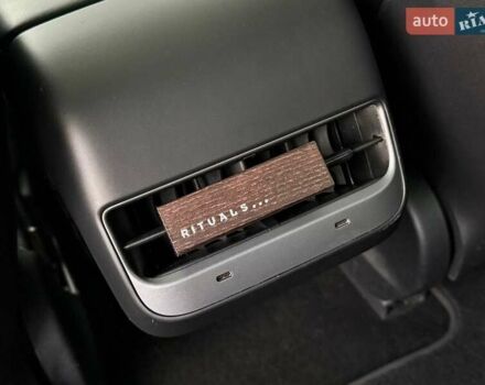 Белый Тесла Модель 3, объемом двигателя 0 л и пробегом 70 тыс. км за 22600 $, фото 32 на Automoto.ua