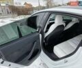 Белый Тесла Модель 3, объемом двигателя 0 л и пробегом 46 тыс. км за 24800 $, фото 17 на Automoto.ua