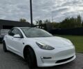 Тесла Модель 3 2022 в Киеве на Automoto.ua Белый Тесла Модель 3, объемом двигателя 0 л и пробегом 200 тыс. км за 16500 $, фото 1 на Automoto.ua