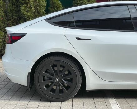 Белый Тесла Модель 3, объемом двигателя 0 л и пробегом 36 тыс. км за 27990 $, фото 18 на Automoto.ua