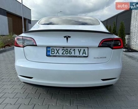 Белый Тесла Модель 3, объемом двигателя 0 л и пробегом 30 тыс. км за 23500 $, фото 18 на Automoto.ua