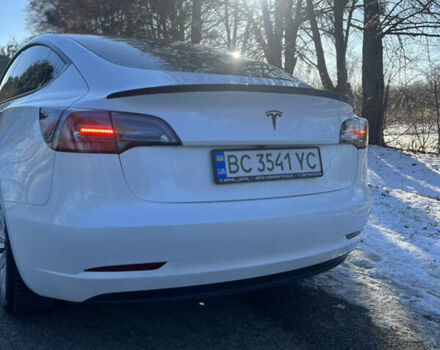 Білий Тесла Модель 3, об'ємом двигуна 0 л та пробігом 38 тис. км за 20999 $, фото 39 на Automoto.ua