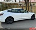 Белый Тесла Модель 3, объемом двигателя 0.32 л и пробегом 32 тыс. км за 22999 $, фото 5 на Automoto.ua