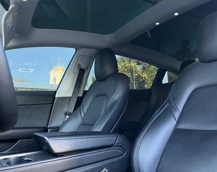 Білий Тесла Модель 3, об'ємом двигуна 0 л та пробігом 55 тис. км за 22700 $, фото 14 на Automoto.ua