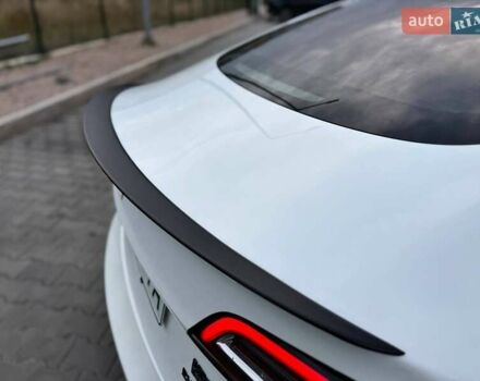 Белый Тесла Модель 3, объемом двигателя 0 л и пробегом 70 тыс. км за 22600 $, фото 18 на Automoto.ua