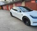 Белый Тесла Модель 3, объемом двигателя 0 л и пробегом 64 тыс. км за 21999 $, фото 2 на Automoto.ua