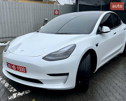 Білий Тесла Модель 3, об'ємом двигуна 0 л та пробігом 5 тис. км за 22500 $, фото 5 на Automoto.ua